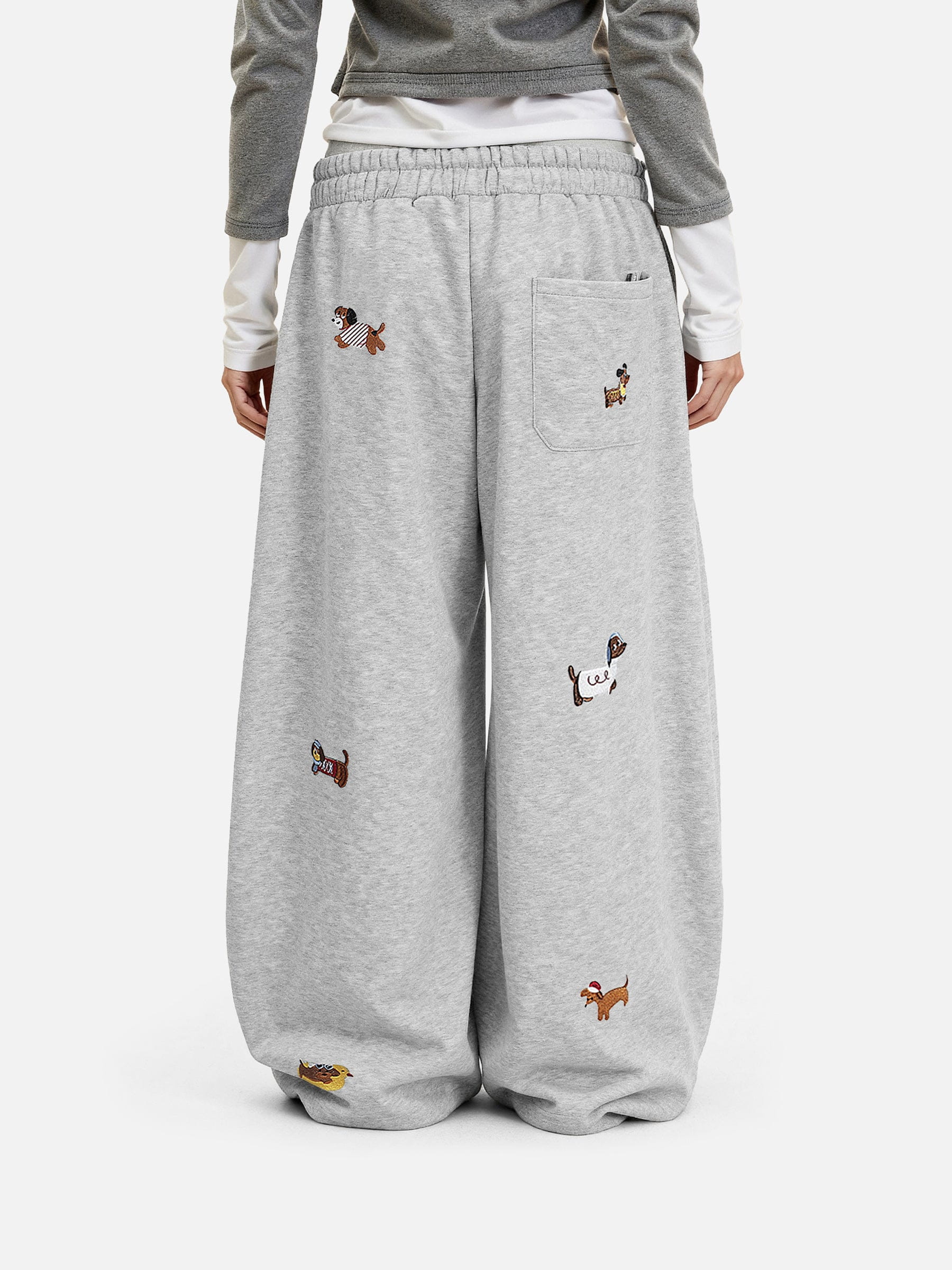Aelfric Eden Embroidery Dog Baggy Barrel Sweatpants - Image 4
