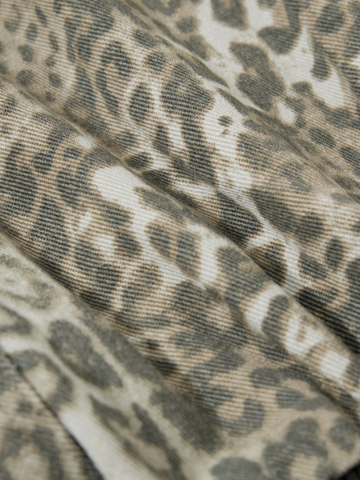 Aelfric Eden Leopard Bomber Jacket - Image 4