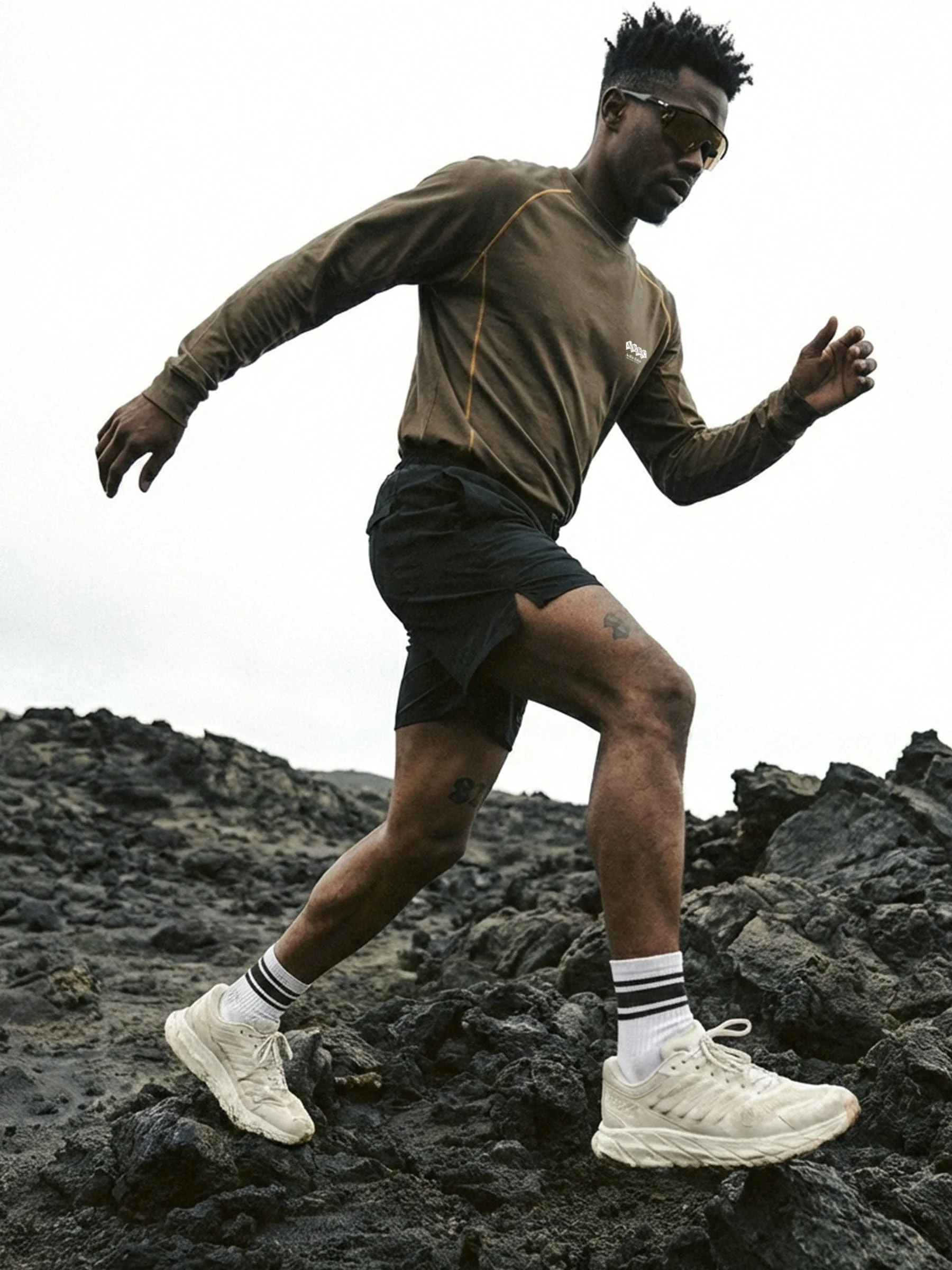Breezy Urban Run Long Sleeve Tee - Image 5