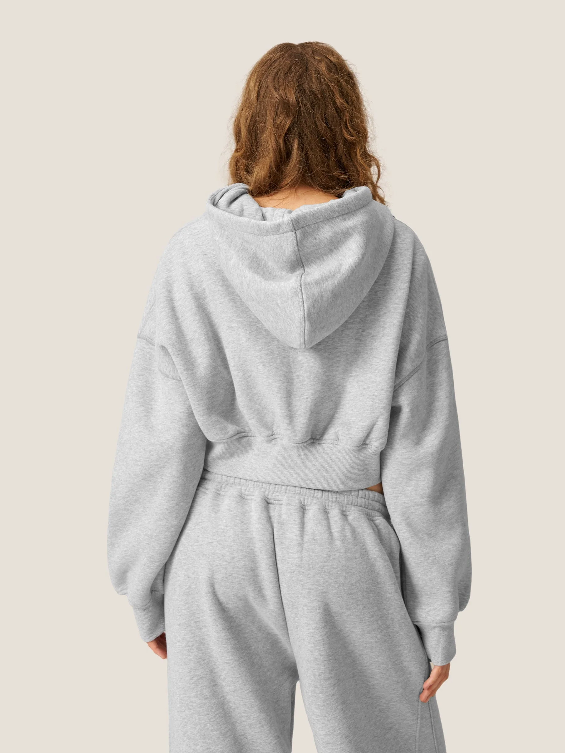 Soufflé Cropped Cloud Hoodie Set - Image 4
